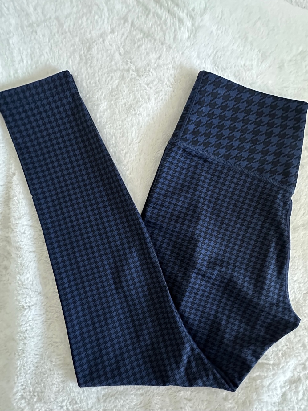 Nike DRI-FIT - Navy Houndstooth Leggings - Size M - NWOT!